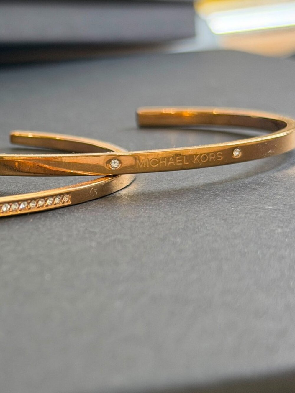 MICHAEL KORS - Rose Gold Tone Slim Cuff Bracelet Pavé Crystals Logo Engraved - Picture 2 of 4